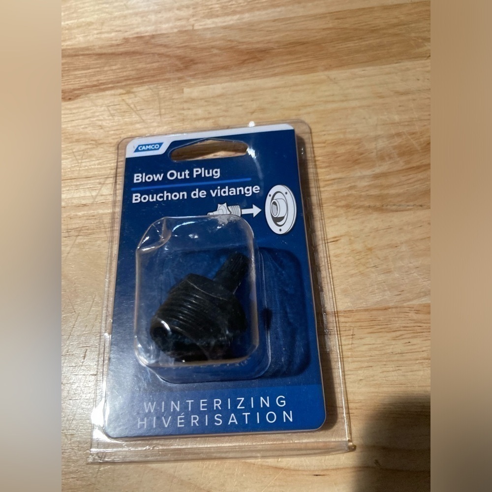 4/$25 Camco winterizing blow out plug. Great for RVs, mobile homes